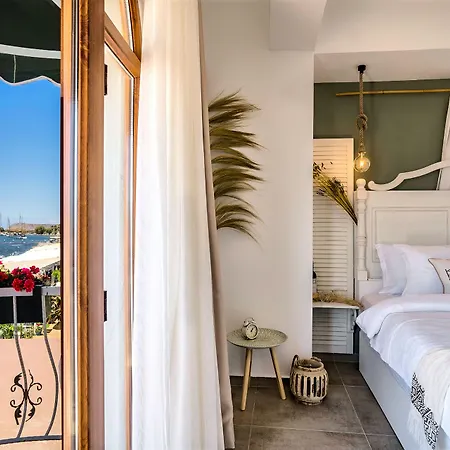 Liman Gümüslük Gümüşlük